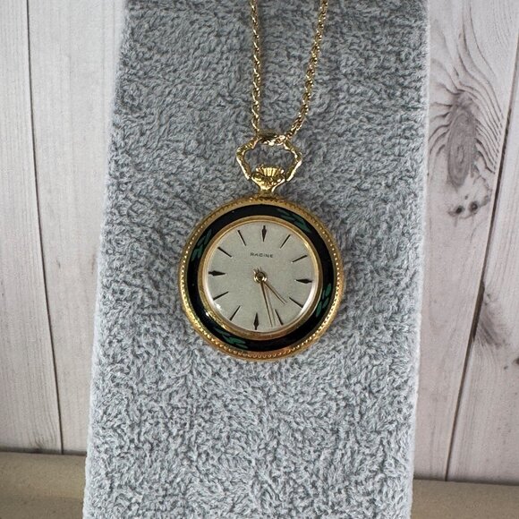 Vintage Racine 1940's-50's Swiss 17 Jewel Pendant or Necklace Watch - Picture 6 of 7
